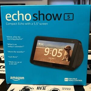Amazon Echo Show 5 (1st Gen) -- Smart display with Alexa in Charcoal